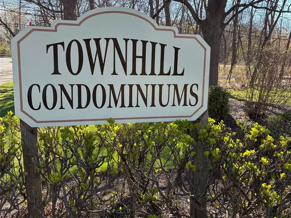 401 Town Hill Rd Unit 1D, Nanuet, NY 10954