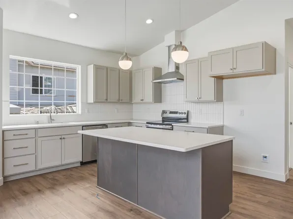 4401 Conifer St, West Richland, WA 99353