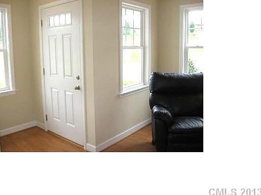 3rd image of 864 Impala Dr #32
