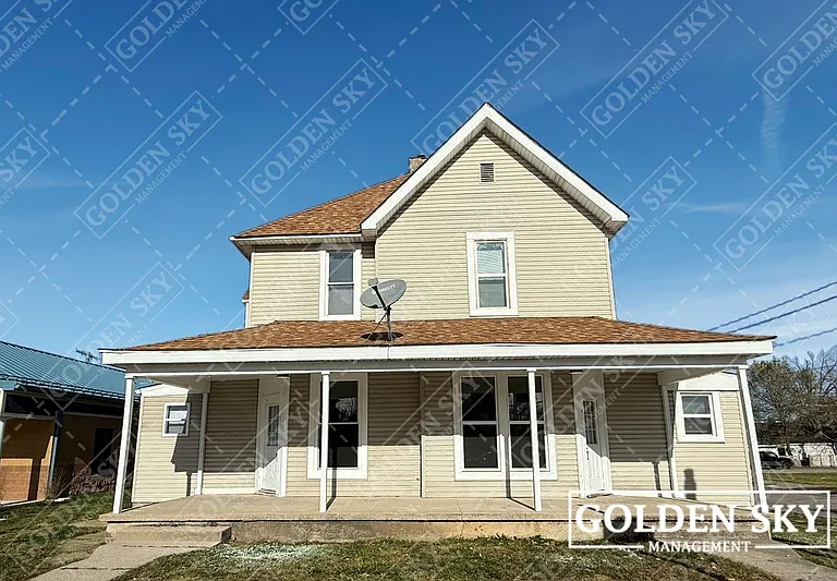 1224 E Main St #4 — Photo 1