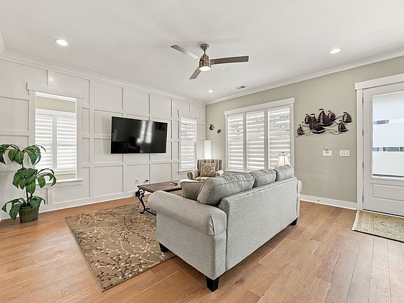 4th image of 600 Braselton Ln.