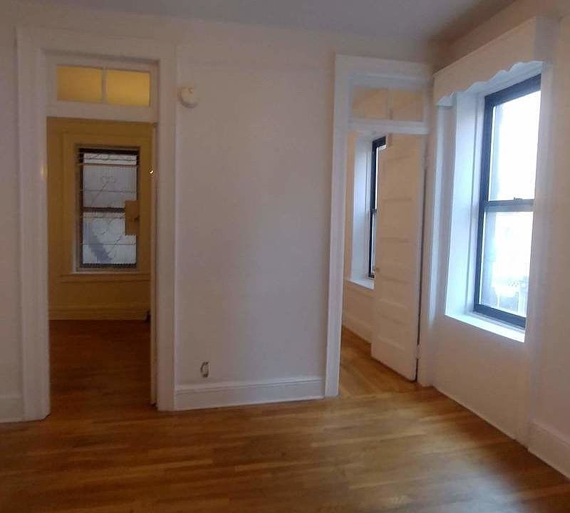 1st image of 54 Carmine St #3