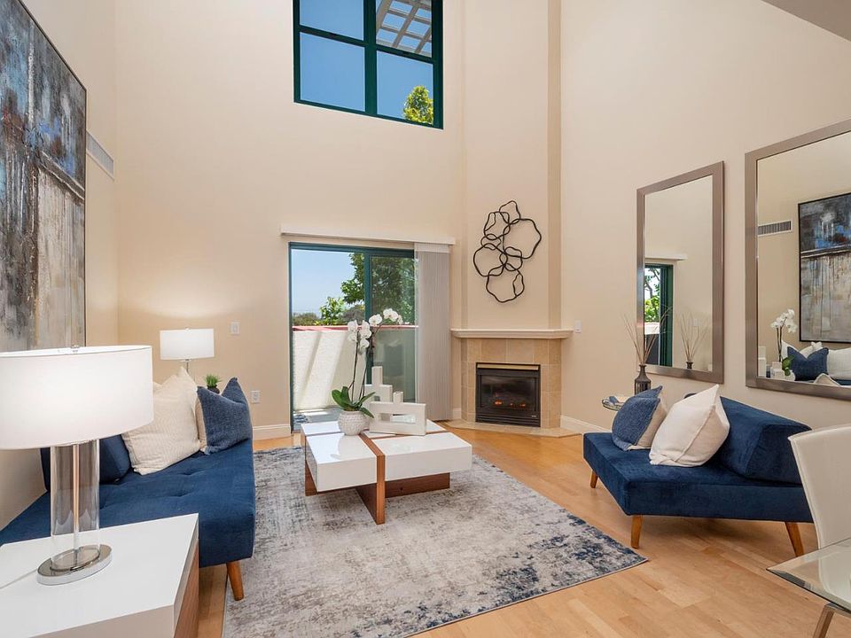 1st image of 225 9th Ave APT 327