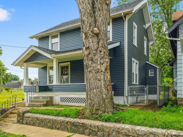 410 Warner Rd SE, Canton, OH 44707