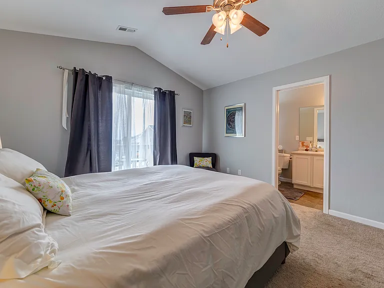4253 N Cresthaven Ln — Photo 14