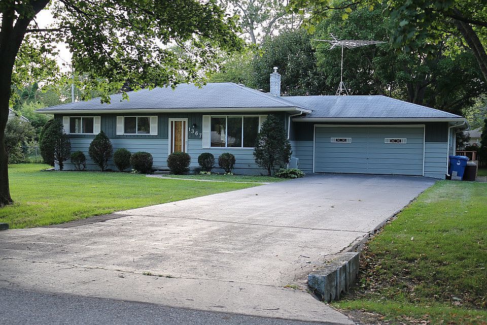 1st image of 1367 Hira St