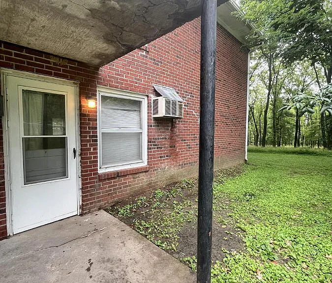 1908 Colonial Ln #1 — Photo 17