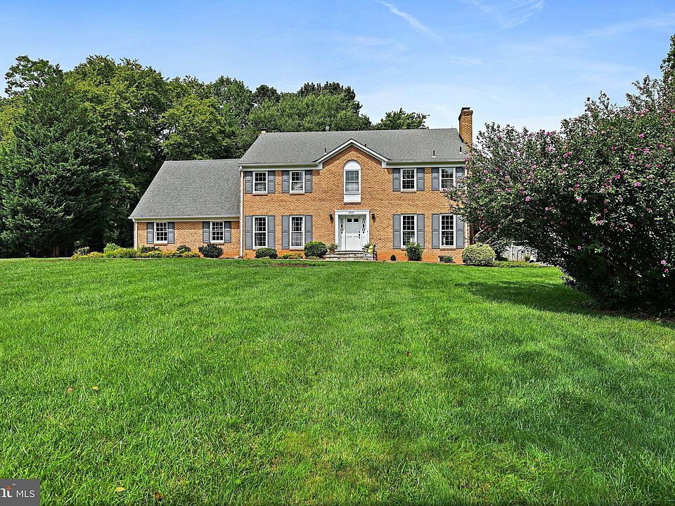 1st image of 8412 Martingale Dr