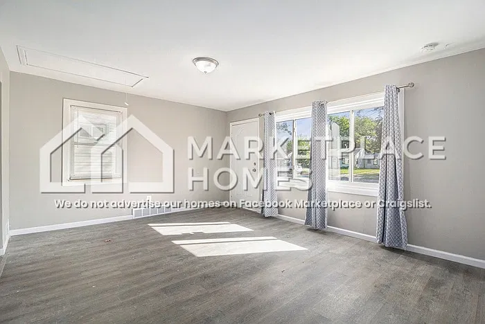 2 bed, 1.0 bath, 720 sqft, $1,245 — Photo 3