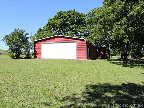 3rd image of 10261 N 3990th Rd