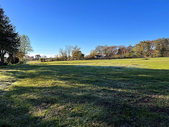 4th image of 7636 Fm 2 Rd