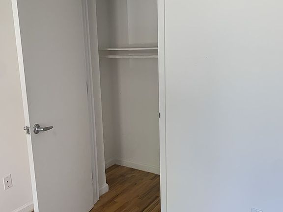4th image of 3210 Riverdale Ave #7G