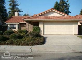 8873 N Boyd Ave, Fresno, CA 93720