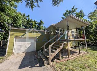 11606 E 24th St S, Independence, MO 64052