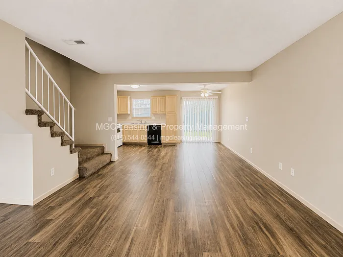 1010 Garden Dr — Photo 5