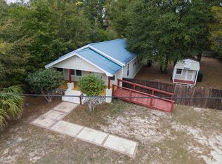 120 N Davis Ln, Defuniak Springs, FL 32433