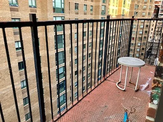 Rented by Corcoran | media 38