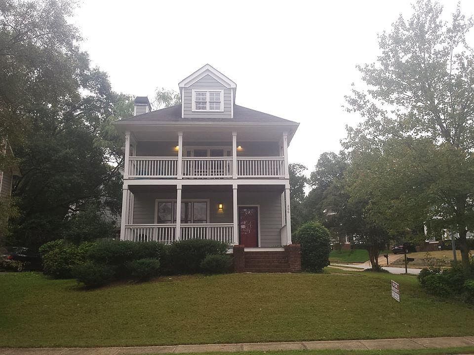 2nd image of 206 Bowen Cir
