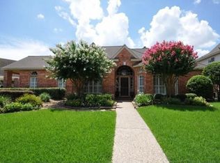 7007 Napier Ln, Houston, TX 77069