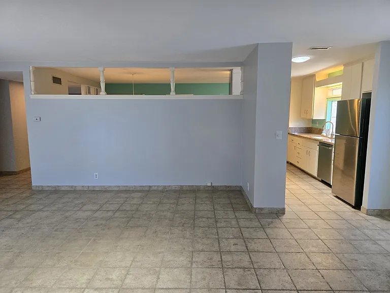 6925 Hyde Park Dr — Photo 8