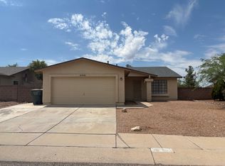 9940 E Gray Hawk Dr, Tucson, AZ 85730
