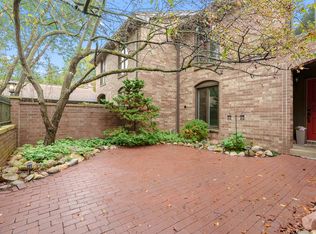 3648 Woodcliff Dr, Kalamazoo, MI 49008