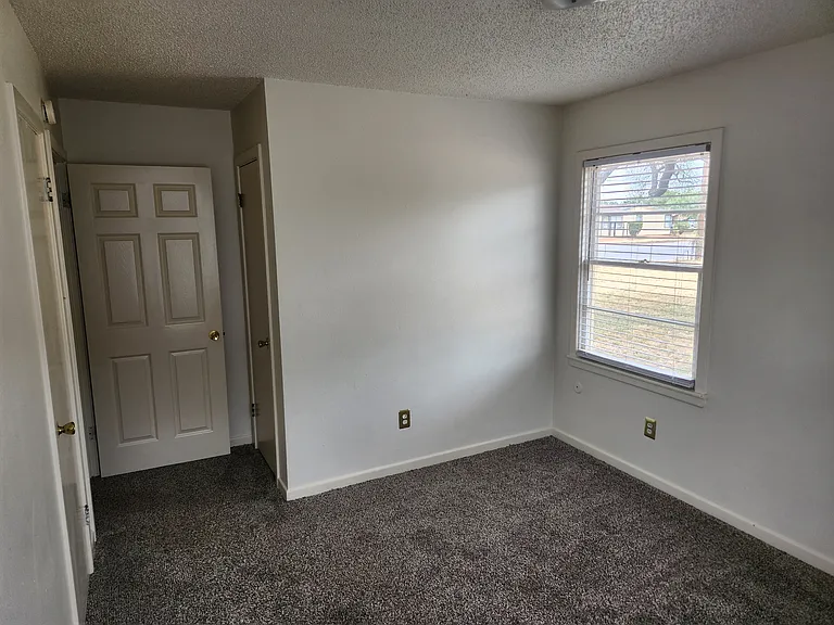 2167 Bridge Ave — Photo 15