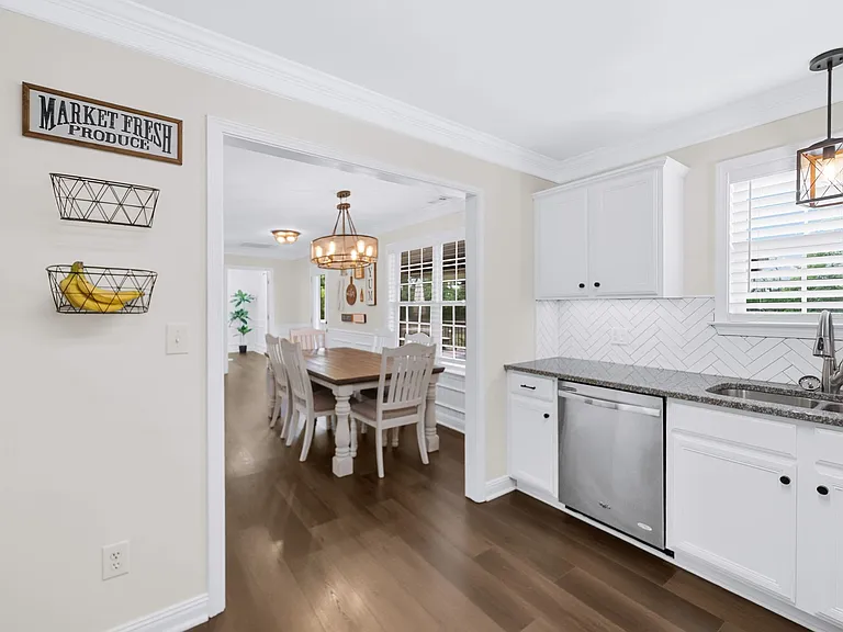 3412 Clegg Dr — Photo 9