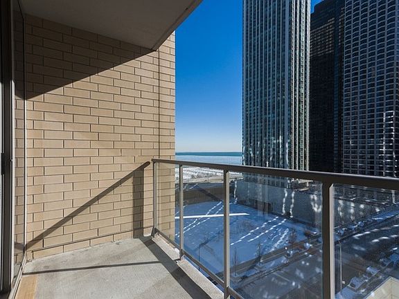 2nd image of 420 E Waterside Dr Unit 802