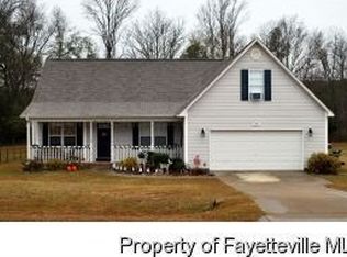 90 Shelby St, Spring Lake, NC 28390