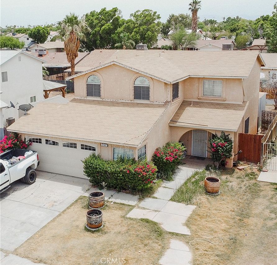 2461 W Holt Ave, El Centro, CA 92243 Zillow