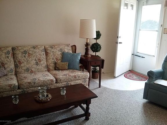 5th image of 154 Skyline Dr #160