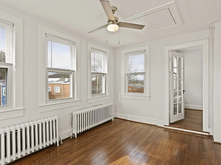 4312 10th St NE — Photo 22
