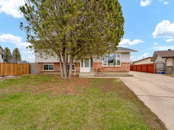 94 S Milne Pl SE, Medicine Hat, AB T1A 7P3