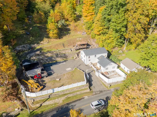 19 Mountainville Road, Danbury, CT 06810