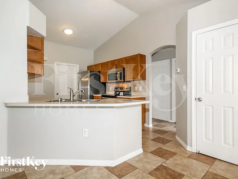 10709 Deepbrook Dr — Photo 10