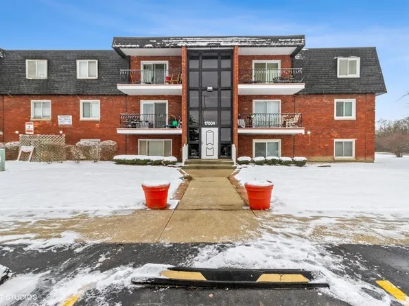 17004 Novak Dr APT T104, Hazel Crest, IL 60429