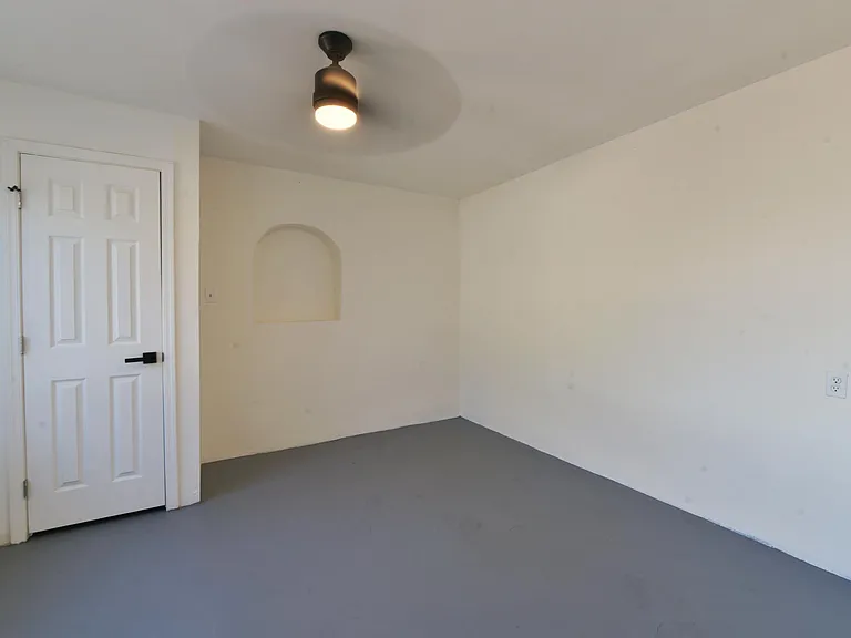 1211 S 9th Ave — Photo 11