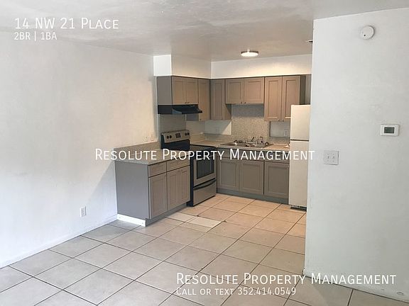3rd image of 14 NW 21st Pl