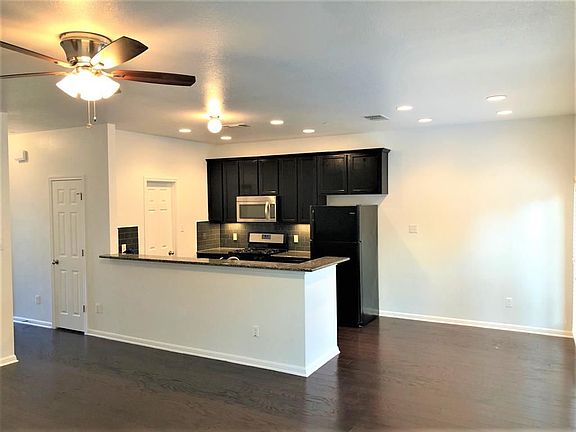 4th image of 1900 Little Elm Trl APT 127