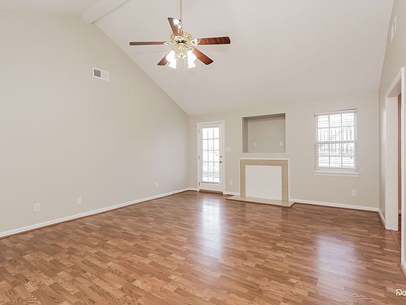 5th image of 4123 Whitney Pl NW