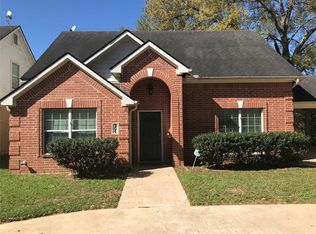 201 Pine St, Prairie View, TX 77445