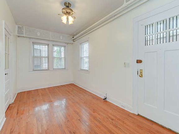 4th image of 6842 Dartmouth St #1