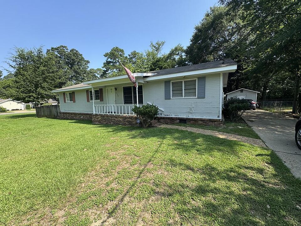 1st image of 1730 Haisten Dr