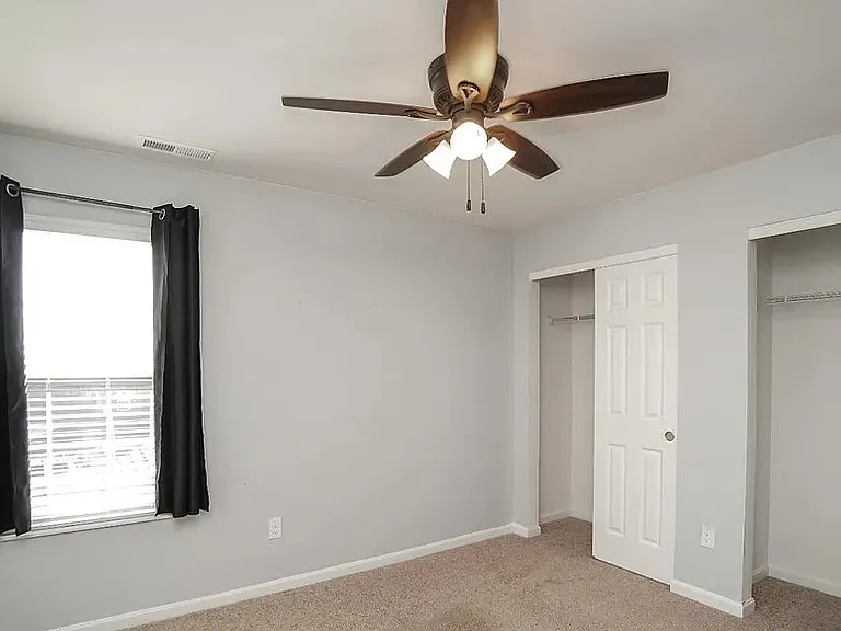 8006 Summerlin Ct — Photo 11