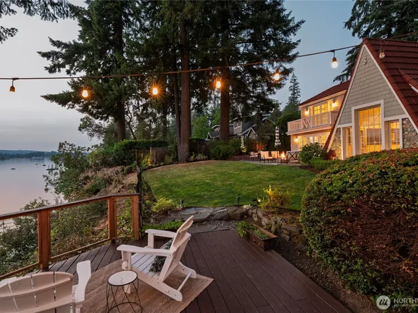 2425 Marine Drive, Bremerton, WA 98312