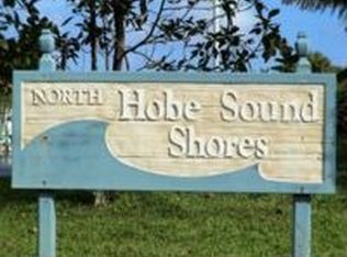 8453 SE Banyan Tree St, Hobe Sound, FL 33455