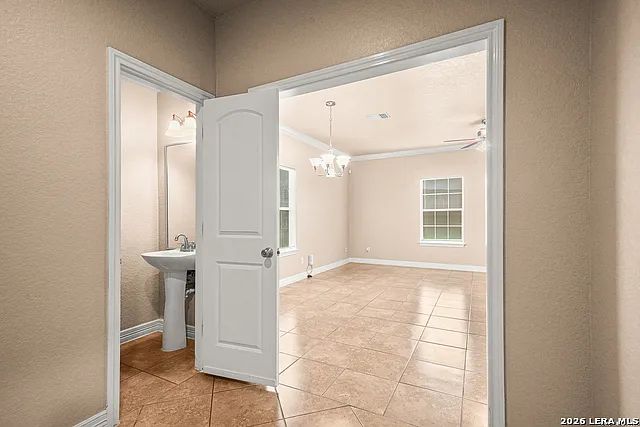 3 bed, 2.5 bath, 1448 sqft, $1,390 — Photo 4