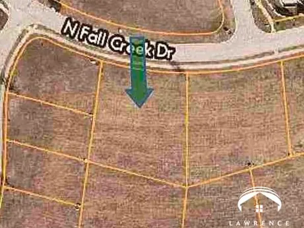 115 N Fall Creek Dr, Lawrence, KS 66049