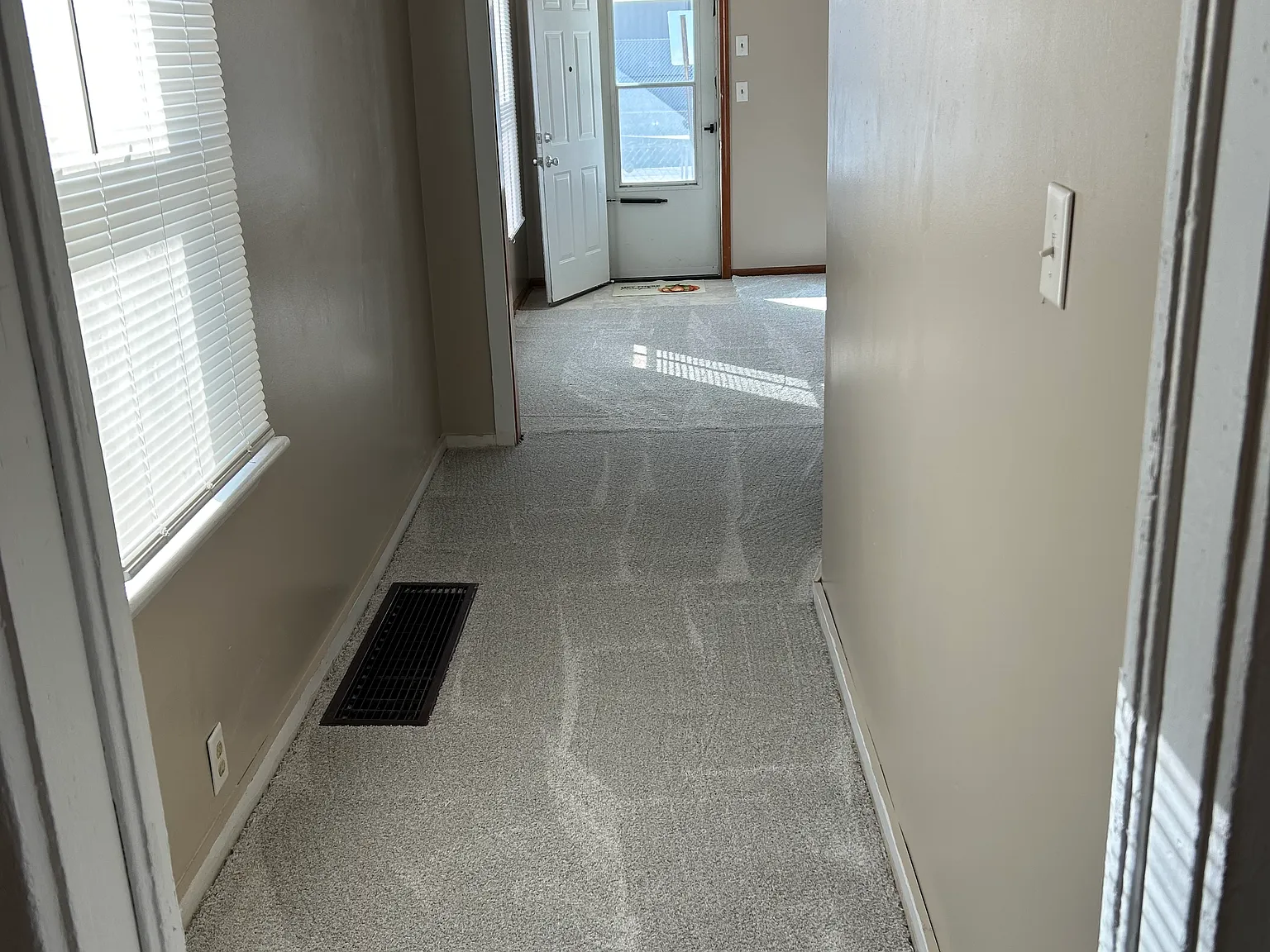 1 bed, 800 sqft, $750 — Photo 2